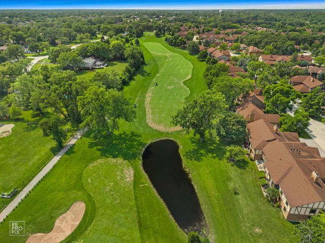 7800 W Foresthill Lane 204, Palos Heights, IL 60463