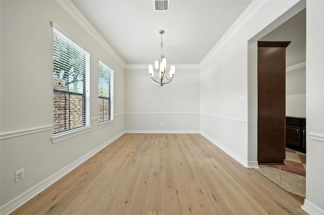 2903 Royal Oaks Grove, Houston, TX 77082