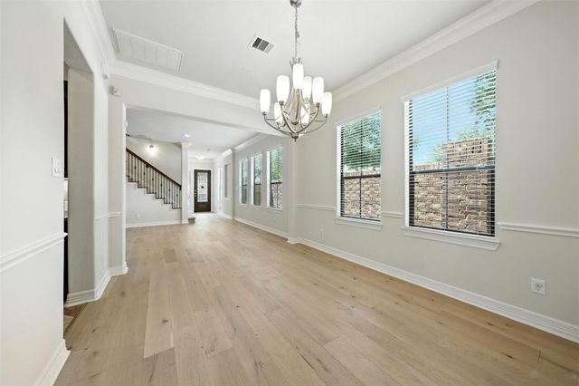 2903 Royal Oaks Grove, Houston, TX 77082