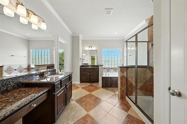 2903 Royal Oaks Grove, Houston, TX 77082