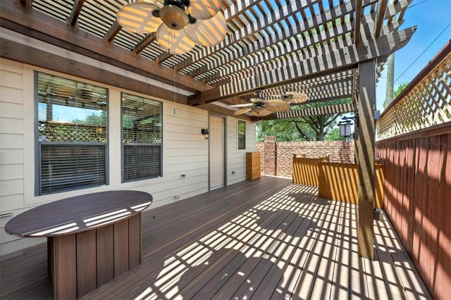 2903 Royal Oaks Grove, Houston, TX 77082