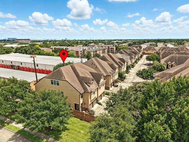 2903 Royal Oaks Grove, Houston, TX 77082