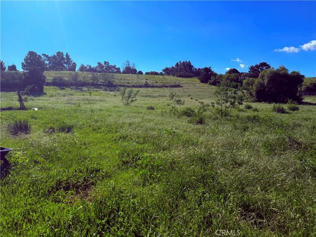 2075 Cambridge Way, Santa Maria, CA 93454