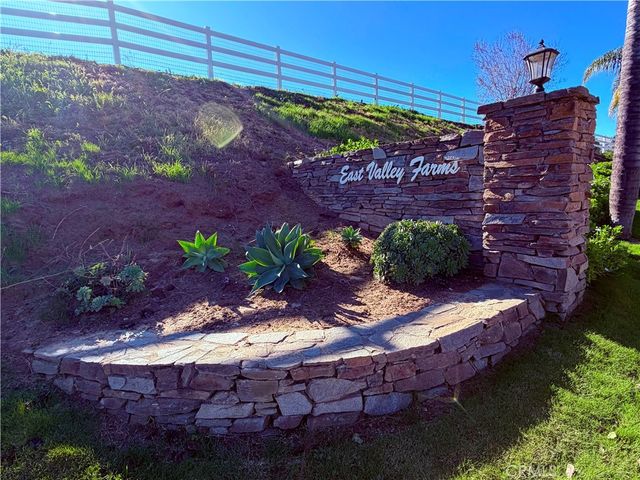 2075 Cambridge Way, Santa Maria, CA 93454