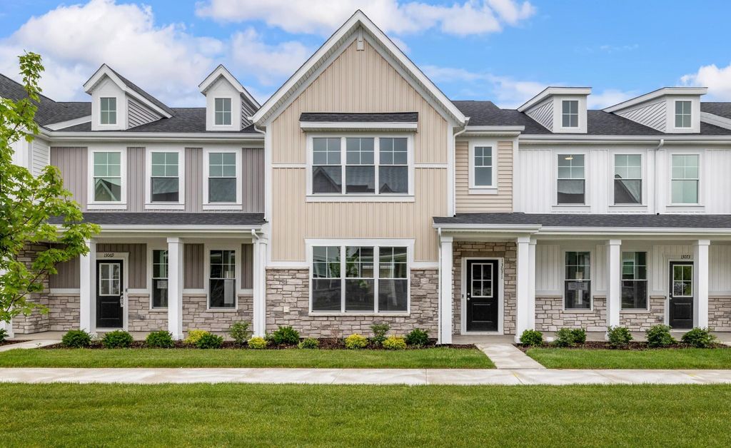 13071 Carolina Street, Crown Point, IN 46307