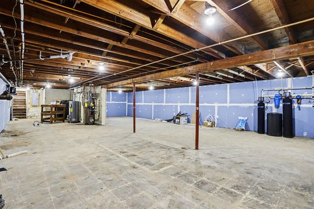 12787 Perry Road, Battle Creek, MI 49015