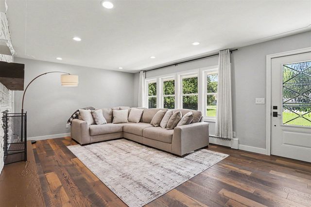 12787 Perry Road, Battle Creek, MI 49015