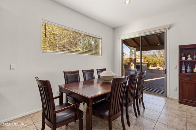 7840 N Box Camp Place, Tucson, AZ 85743