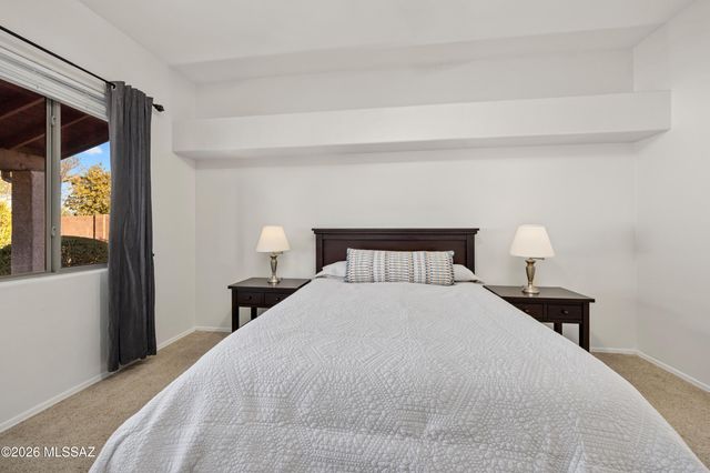 7840 N Box Camp Place, Tucson, AZ 85743