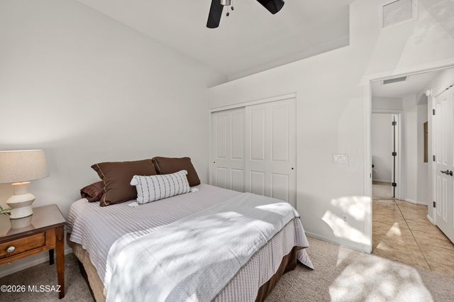 7840 N Box Camp Place, Tucson, AZ 85743