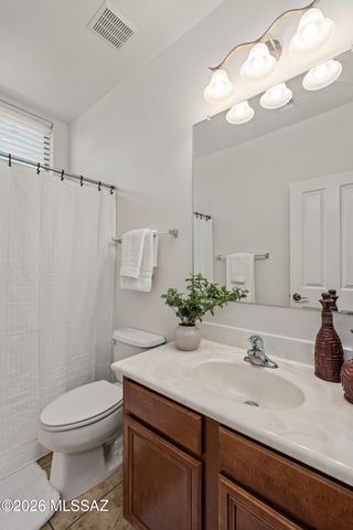 7840 N Box Camp Place, Tucson, AZ 85743