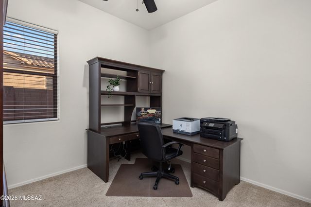 7840 N Box Camp Place, Tucson, AZ 85743