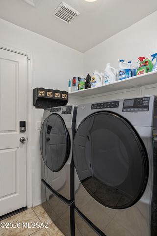 7840 N Box Camp Place, Tucson, AZ 85743