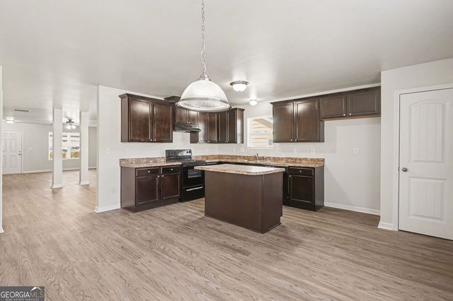 85 Bellerive Lane SE, Covington, GA 30014