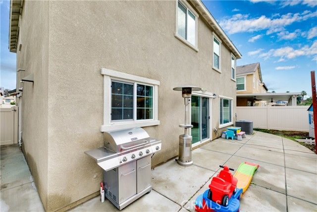 3682 Loheria, Riverside, CA 92503