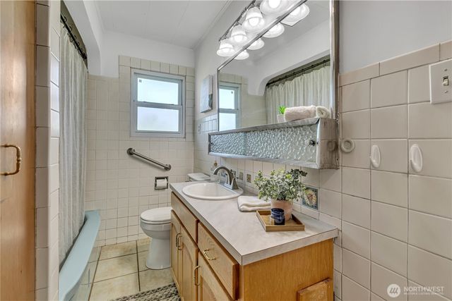 4701 N Huson Street, Tacoma, WA 98407