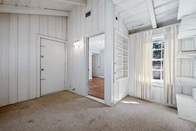 422 N Montreal Avenue, Dallas, TX 75208