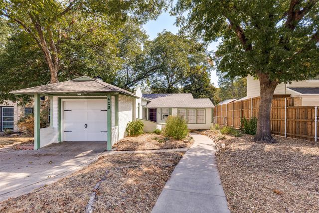 422 N Montreal Avenue, Dallas, TX 75208
