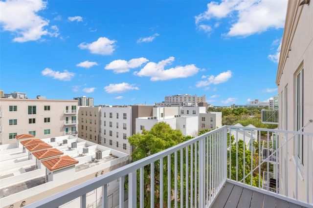 644 3RD AVENUE S 507, St Petersburg, FL 33701