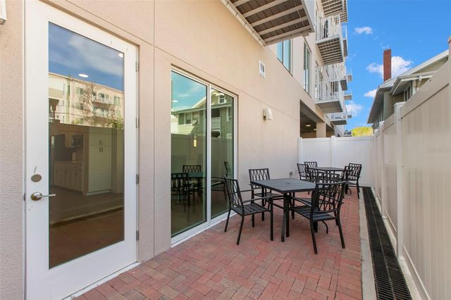 644 3RD AVENUE S 507, St Petersburg, FL 33701