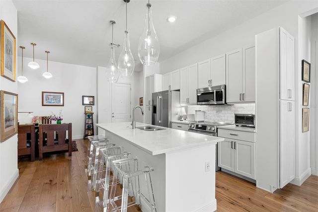 644 3RD AVENUE S 507, St Petersburg, FL 33701