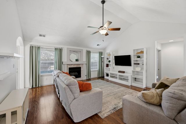 116 S Colonial Heights Drive, Georgetown, KY 40324