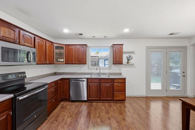 116 S Colonial Heights Drive, Georgetown, KY 40324