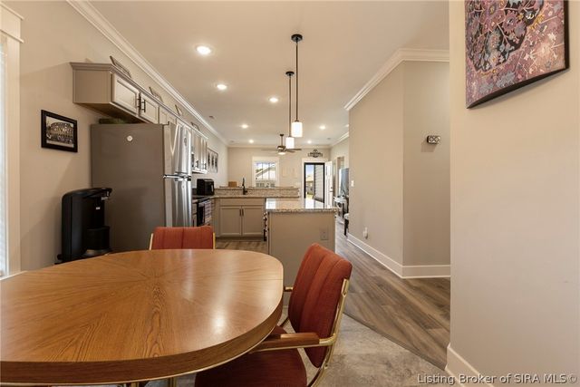 1242 Parkland Trail, Jeffersonville, IN 47130
