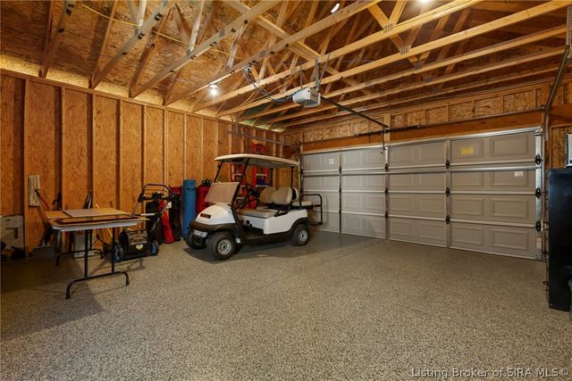 1242 Parkland Trail, Jeffersonville, IN 47130