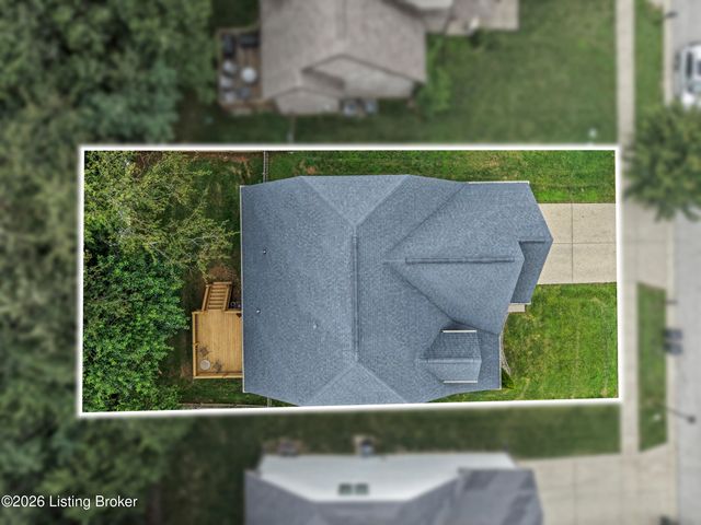3415 Stara Ct, Louisville, KY 40299