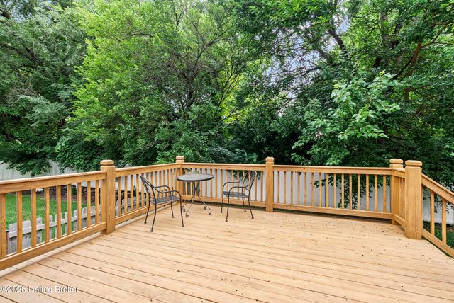3415 Stara Ct, Louisville, KY 40299