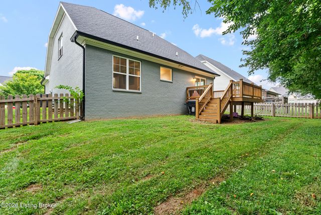 3415 Stara Ct, Louisville, KY 40299
