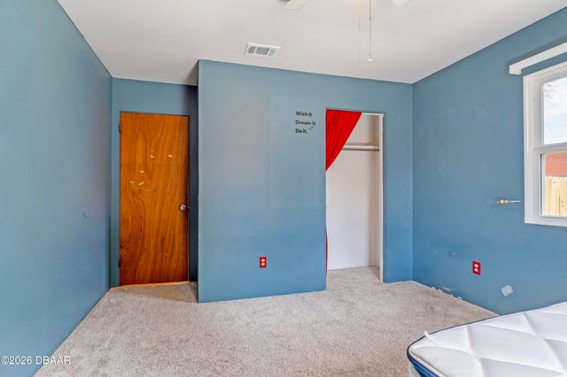 1335 Granada Avenue, Daytona Beach, FL 32117