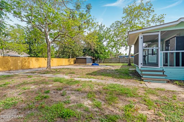 1335 Granada Avenue, Daytona Beach, FL 32117