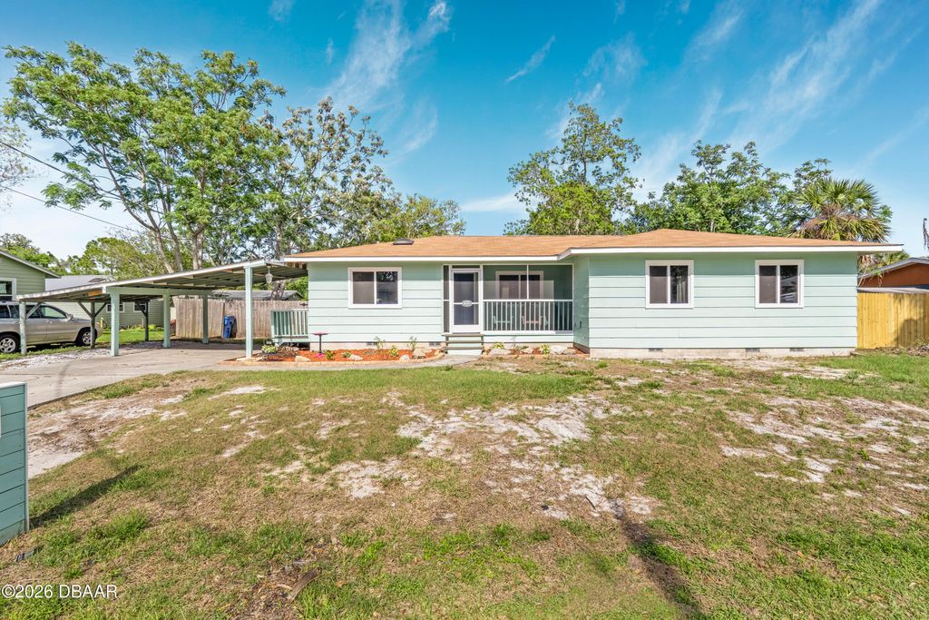 1335 Granada Avenue, Daytona Beach, FL 32117