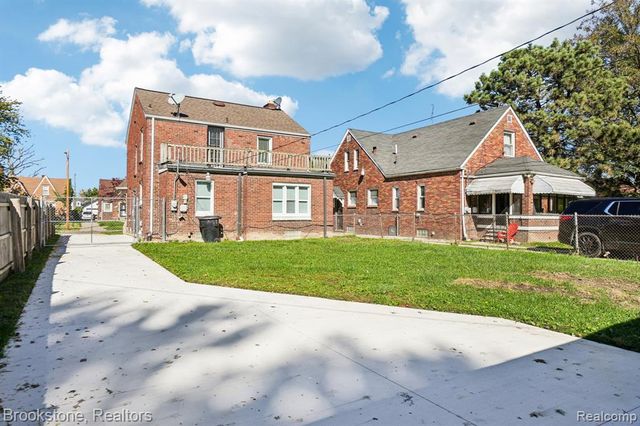 13380 Kilbourne Street, Detroit, MI 48213