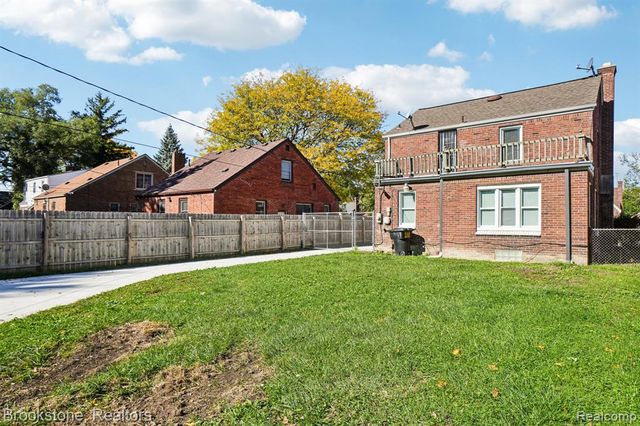 13380 Kilbourne Street, Detroit, MI 48213