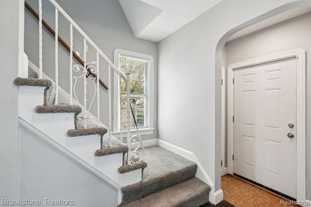 13380 Kilbourne Street, Detroit, MI 48213