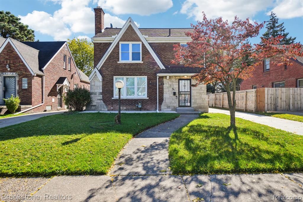 13380 Kilbourne Street, Detroit, MI 48213