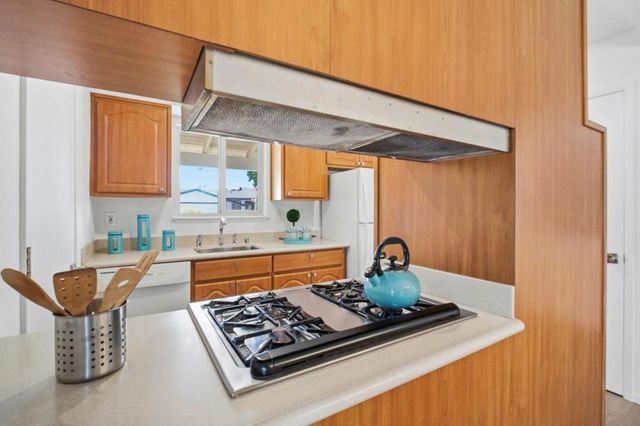 39641 Whitecap Way, Fremont, CA 94538