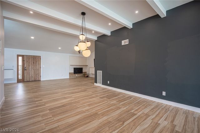 330 East Country Club Drive, Henderson, NV 89015