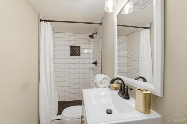 9031 Fields Drive, Deerfield Twp., OH 45040