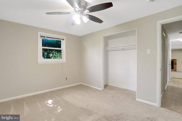7800 HAYFIELD RD, Alexandria, VA 22315