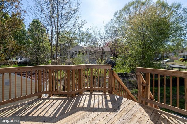 7800 HAYFIELD RD, Alexandria, VA 22315