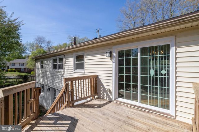 7800 HAYFIELD RD, Alexandria, VA 22315