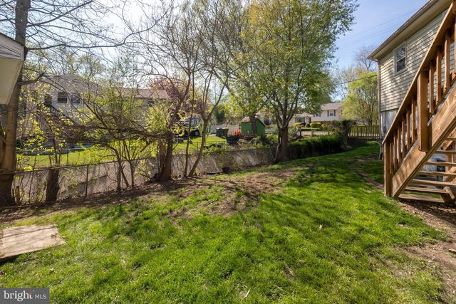 7800 HAYFIELD RD, Alexandria, VA 22315
