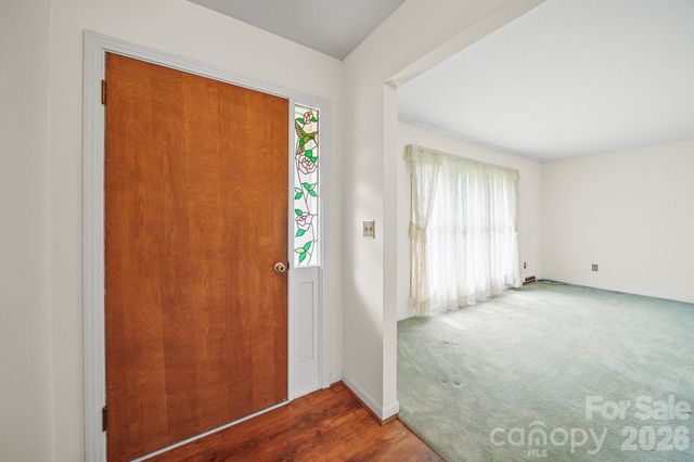 1008 Longview Drive, New London, NC 28127