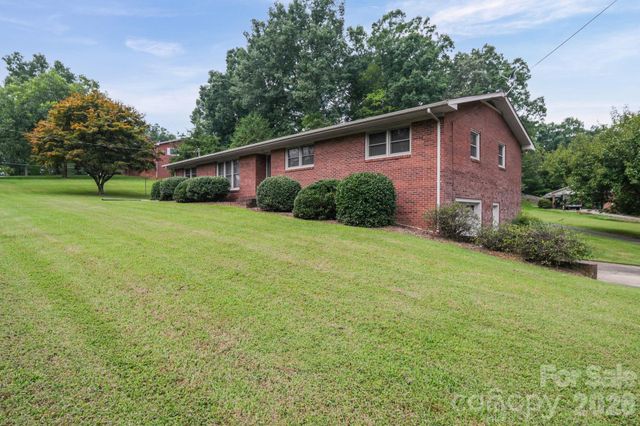 1008 Longview Drive, New London, NC 28127