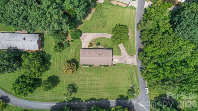 1008 Longview Drive, New London, NC 28127