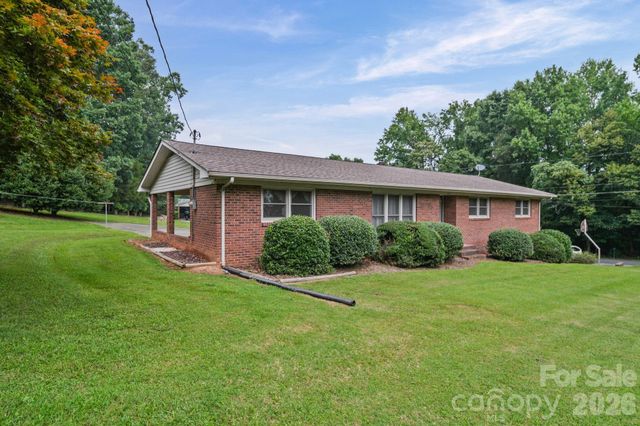 1008 Longview Drive, New London, NC 28127